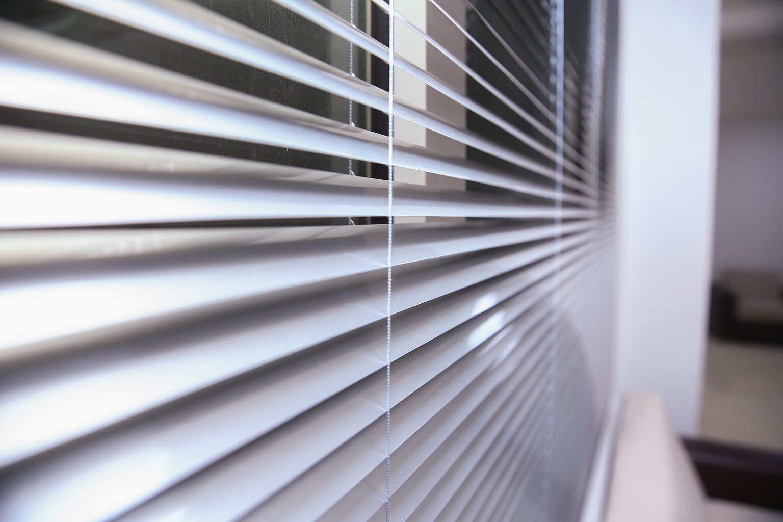 How To Pick The Right Blinds For Your Windows – Slice Miami