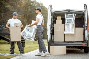 What to Expect When You Hire Professional Movers